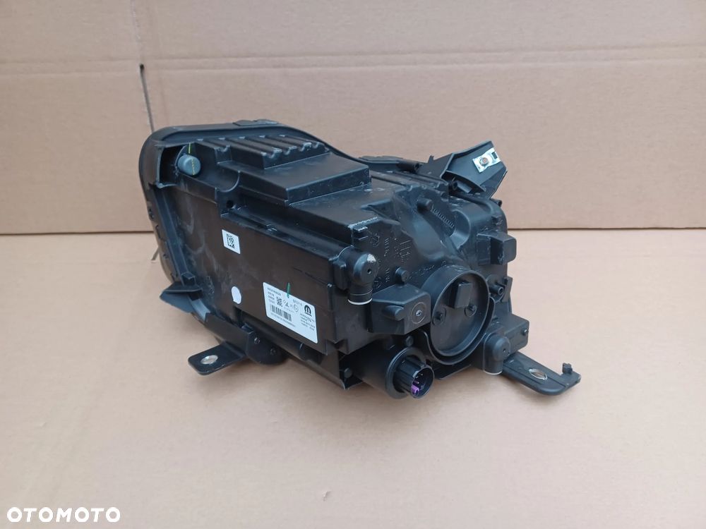 Full Led przedni lewy Fiat 500 E II 2 lampa - 6