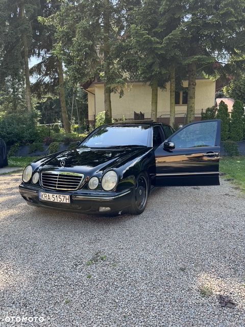 Mercedes-Benz Klasa E - 2