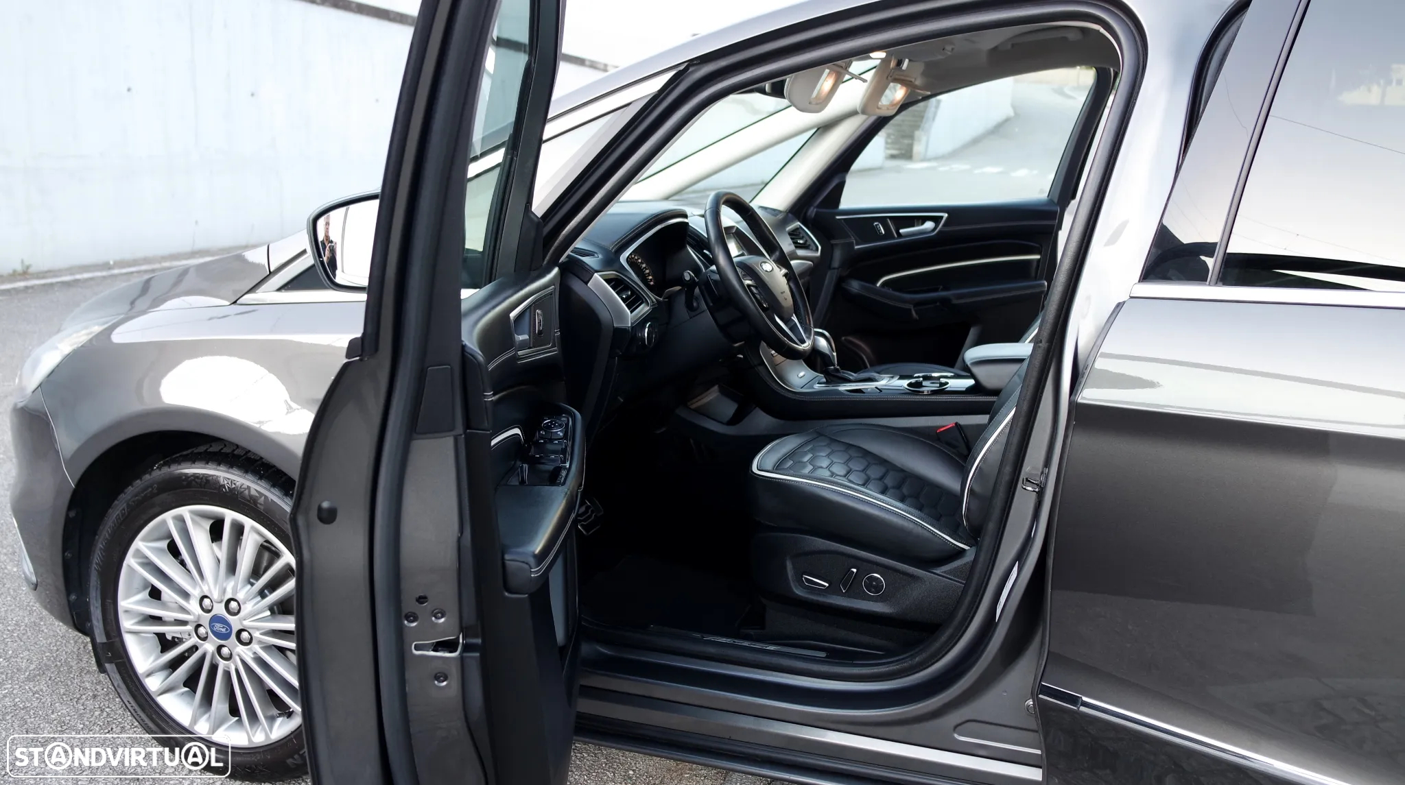 Ford S-Max 2.0 TDCi Vignale Powershift - 28