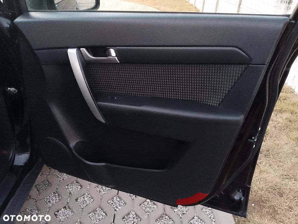 Chevrolet Captiva 2.4 2WD 5 Sitzer LS - 19