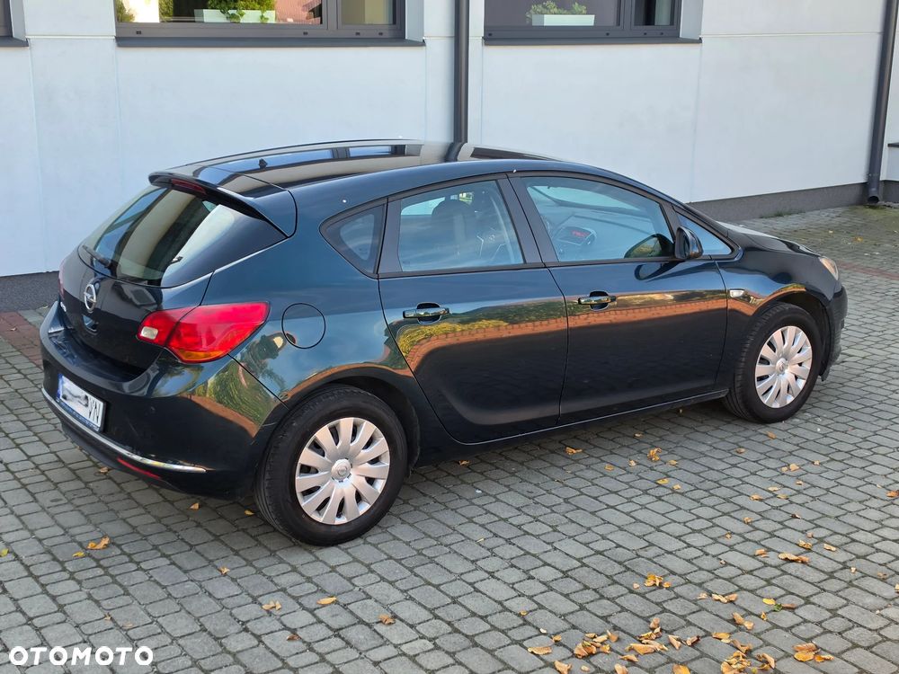 Opel Astra - 14