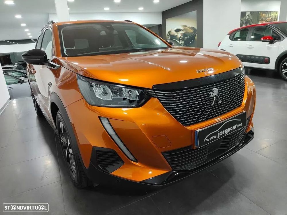Peugeot 2008 1.2 PureTech Allure — fotografia 9