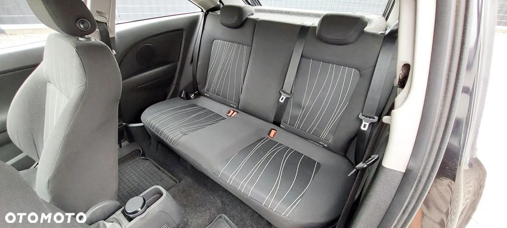 Opel Corsa - 35