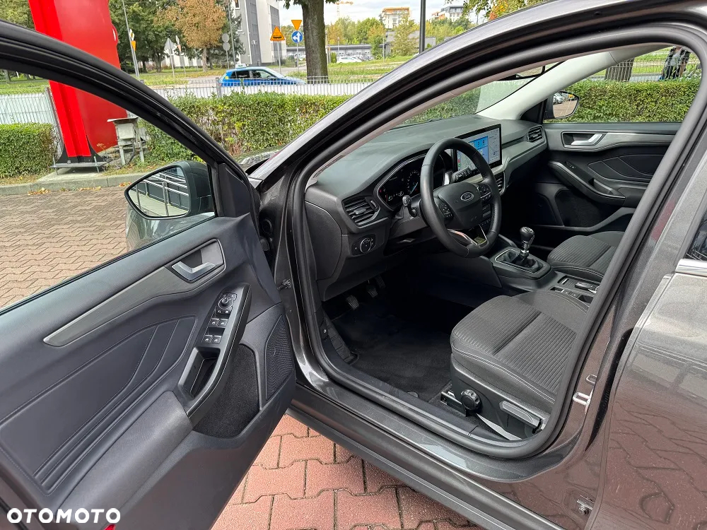 Ford Focus 1.0 EcoBoost Titanium - 8