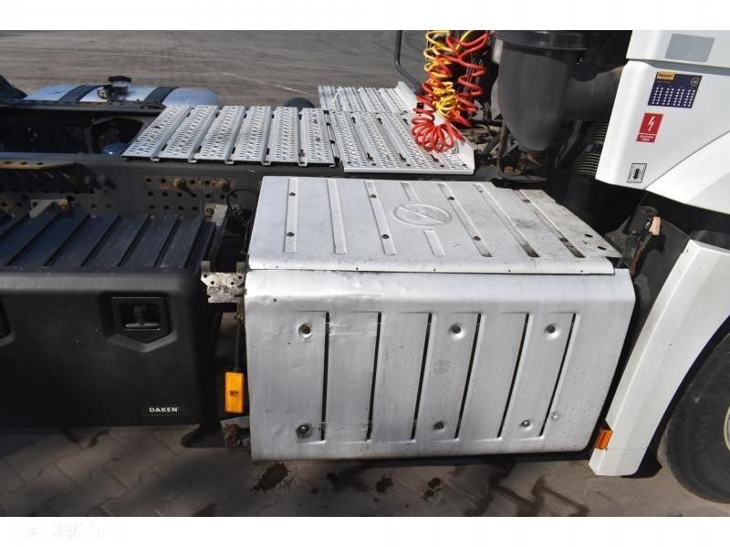 Mercedes-Benz Actros - 39