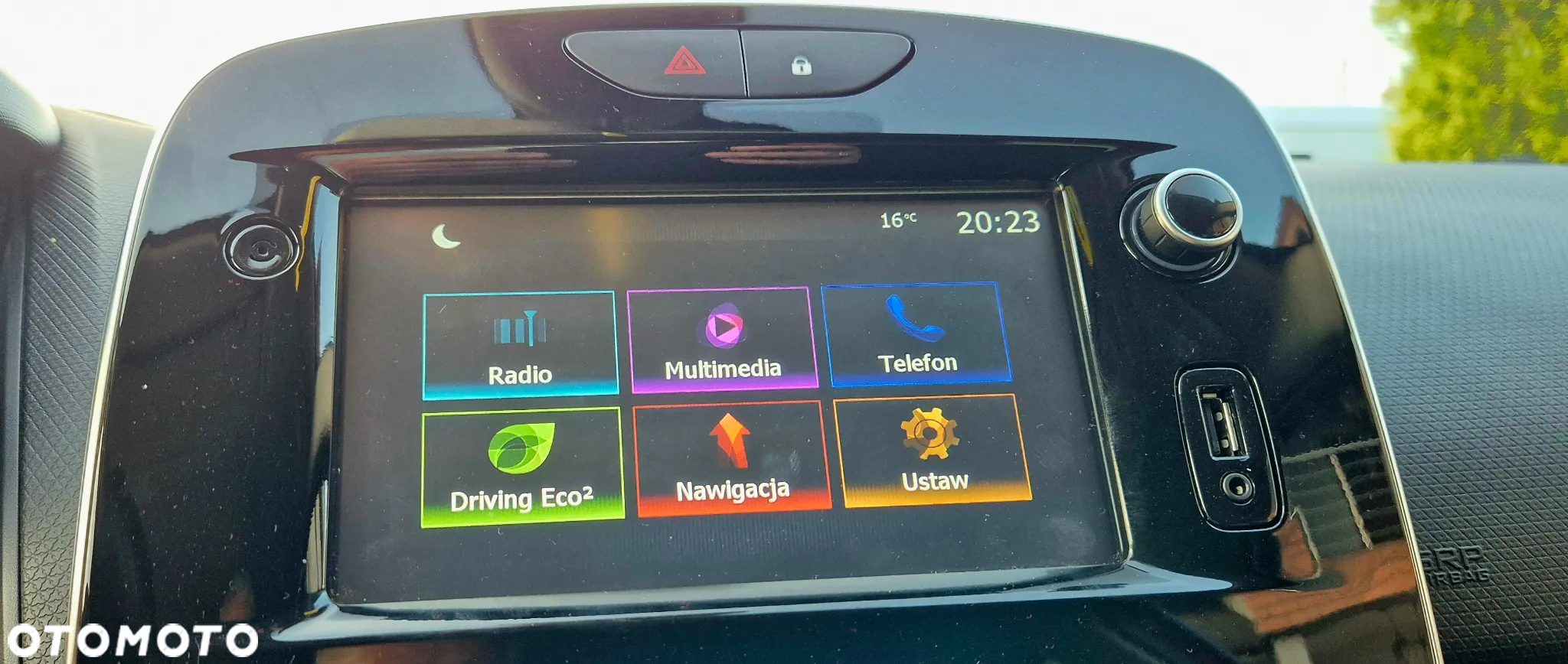 Renault Clio Energy dCi 110 Bose Edition - 14