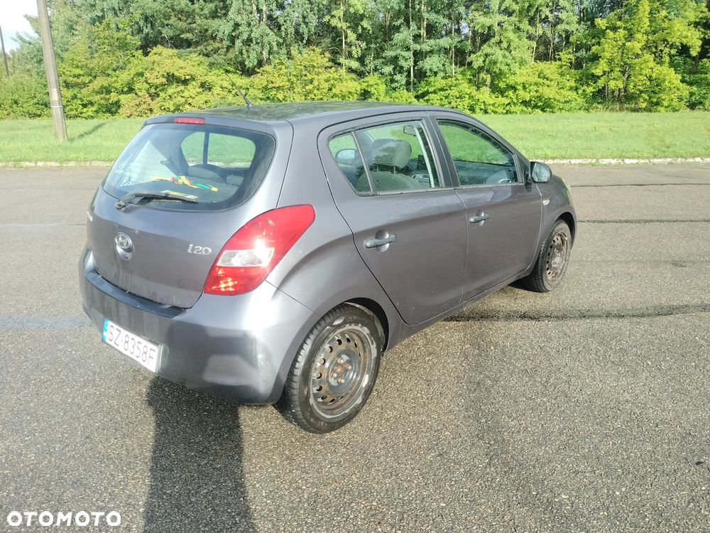 Hyundai i20 1.2 Classic + - 5