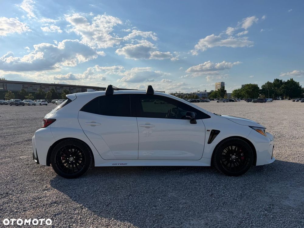 Toyota GR Corolla - 9