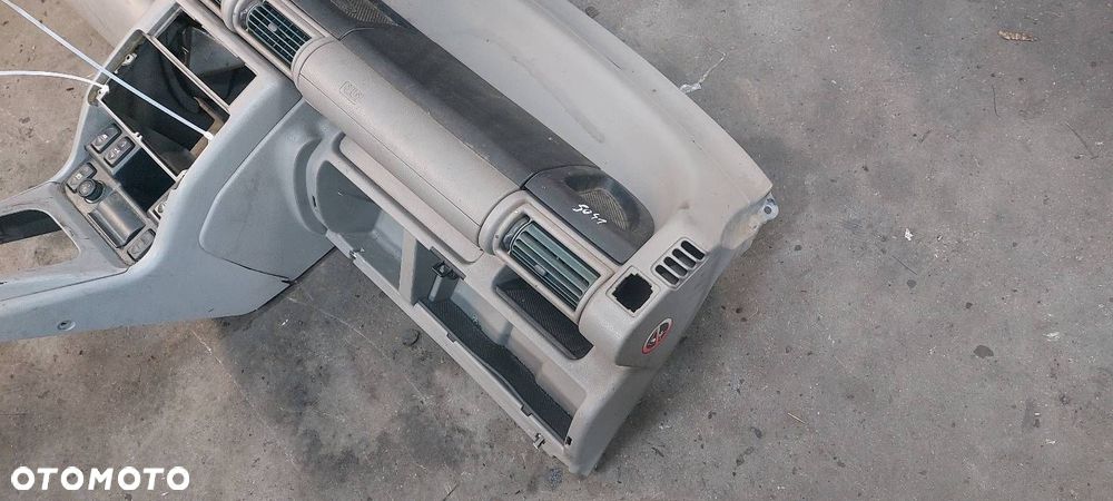 KOKPIT DESKA ROZDZIELCZA FREELANDER I EUROPA - 5