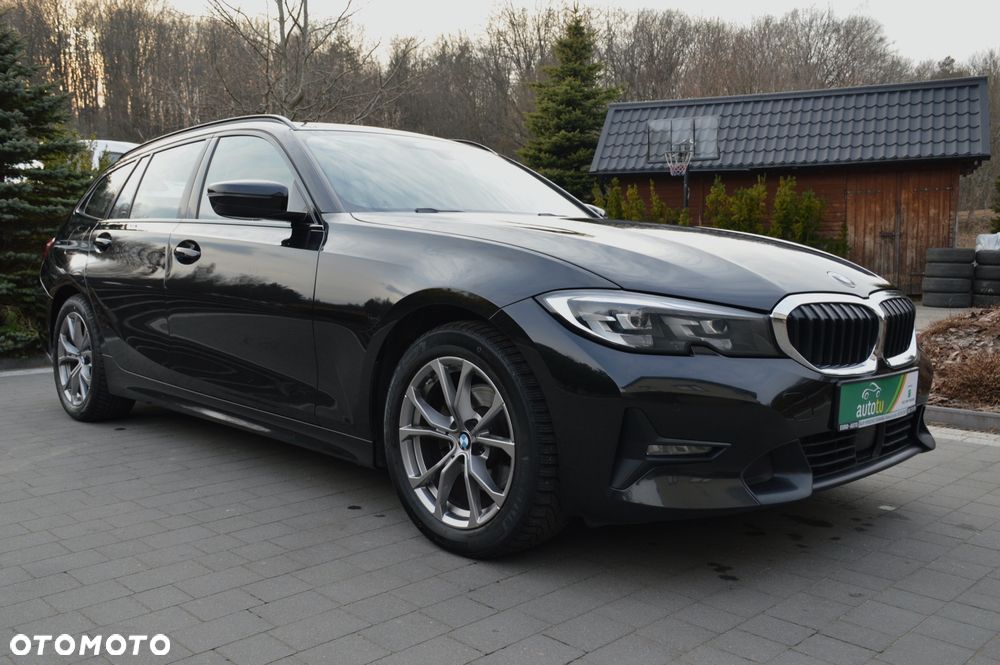 BMW Seria 3 320d Sport Line Shadow - 11