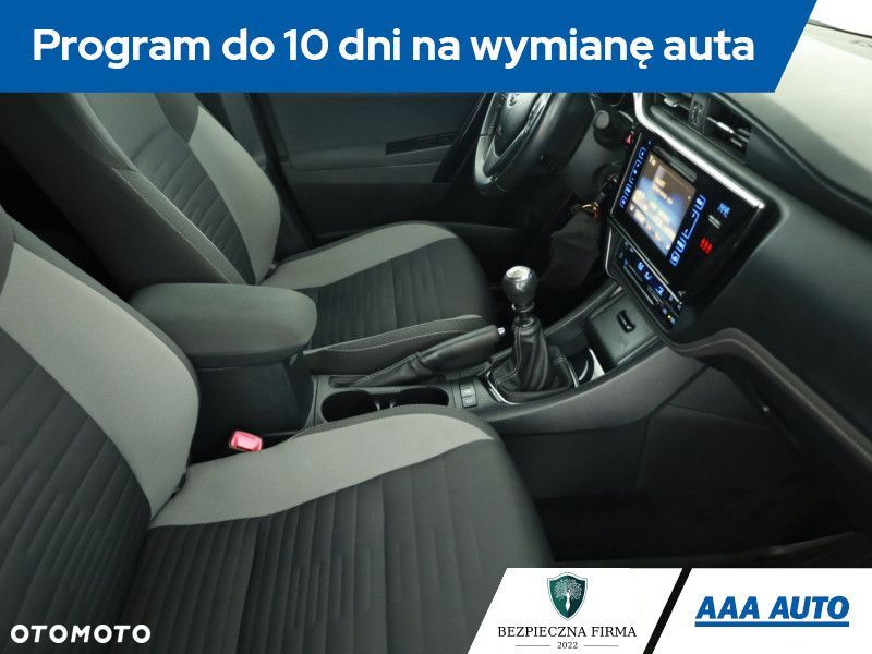 Toyota Auris - 9