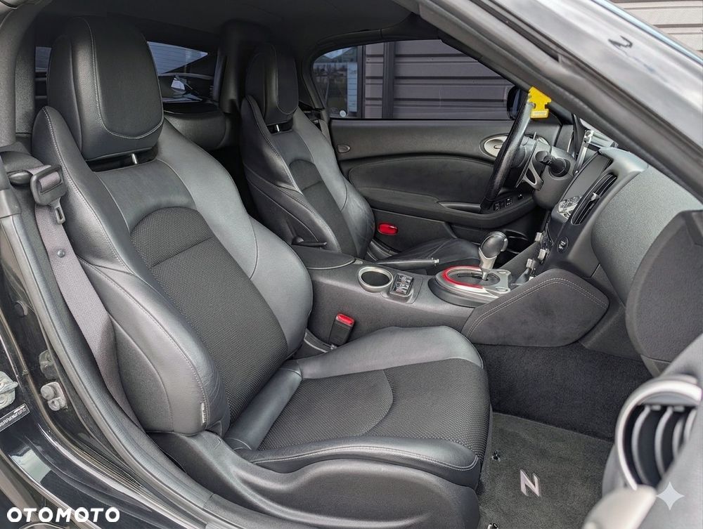 Nissan 370 Z 3.7 V6 Platinum EU6 - 8
