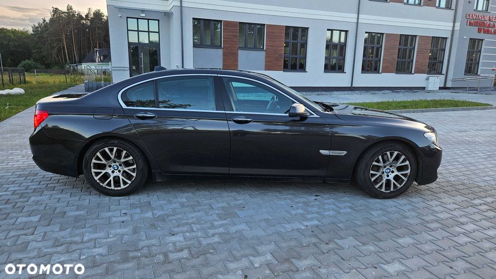 BMW Seria 7 - 5