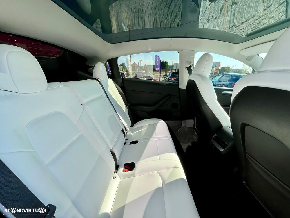 Tesla Model Y Standard - 15