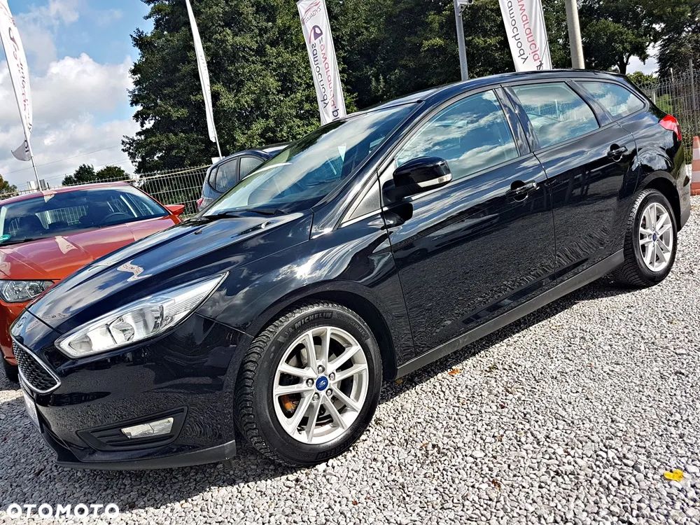 Ford Focus 1.0 EcoBoost Trend Sport - 3