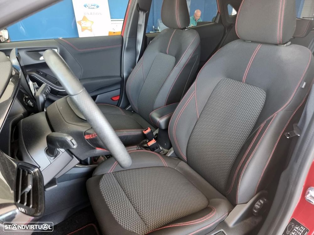 Ford Puma 1.0 EcoBoost MHEV ST-Line — fotografia 12