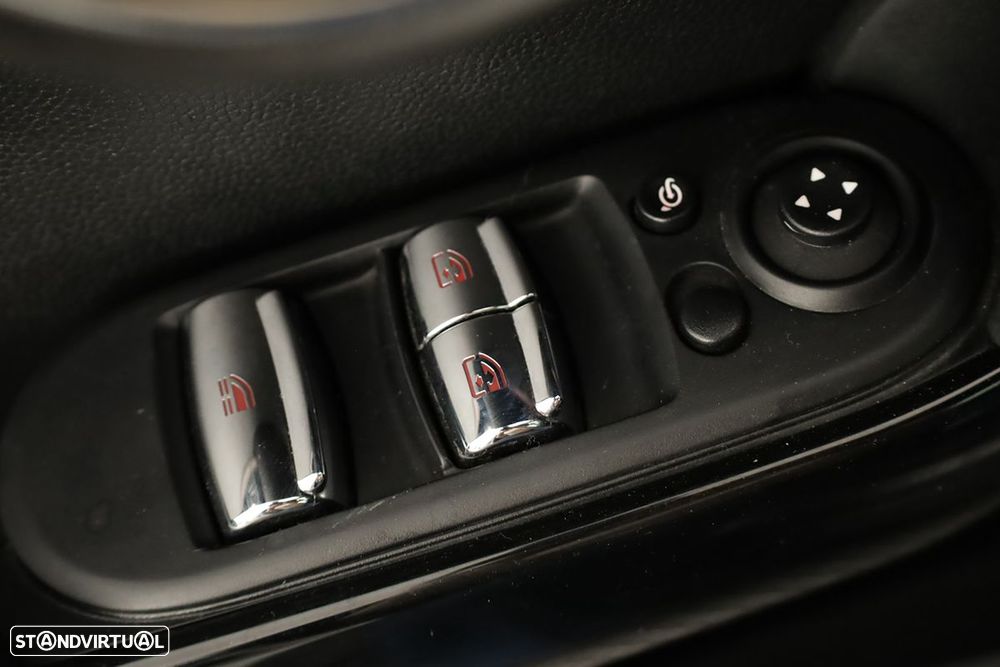 MINI Cabrio - 23