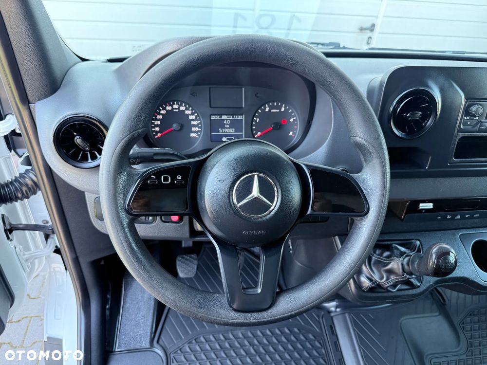Mercedes-Benz Sprinter 319 CDI V6 Plandeka 8EP + Firana + Winda 750 Kg Salon PL - 15