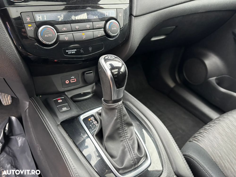 Nissan X-Trail 1.3 DIG-T N-Connecta - 23