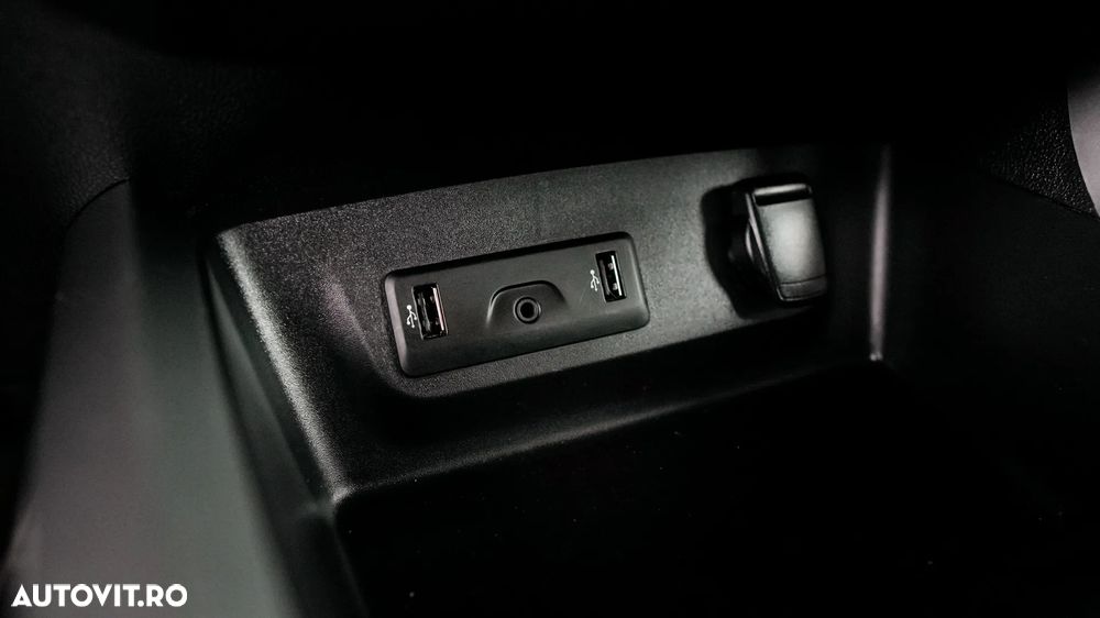 Renault Kadjar TCe 140 GPF BUSINESS EDITION - 17