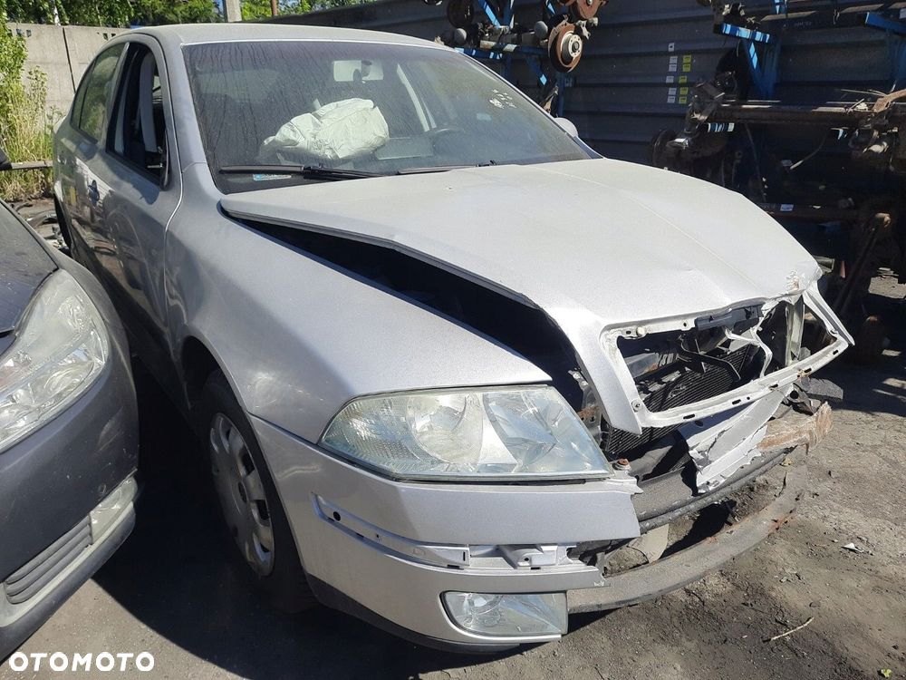 CZĘŚCI Skoda Octavia II 1,6 16V B 102KM 2004-2013R  SILNIK: BSE LAK: LF7T - 1
