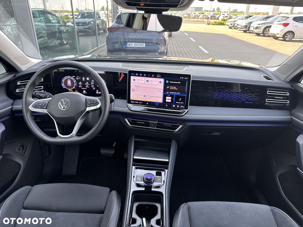 Volkswagen Tiguan - 22