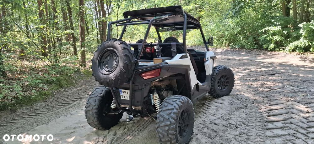 Polaris RZR - 4
