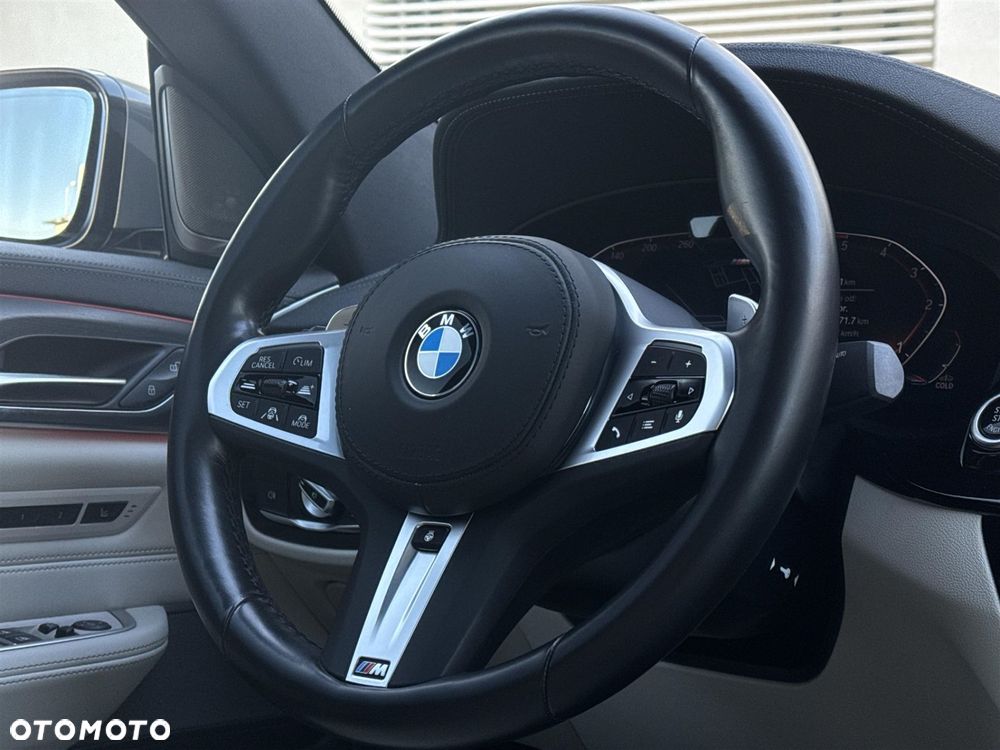 BMW Seria 6 - 12