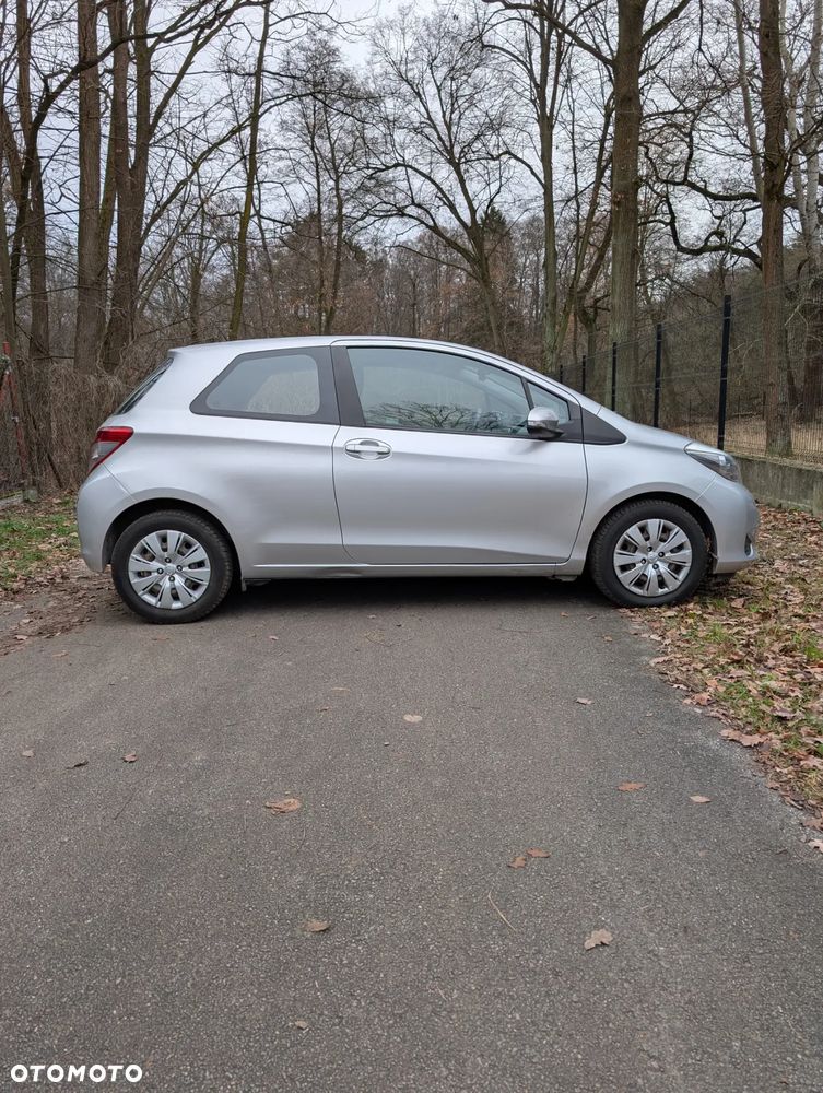 Toyota Yaris 1.33 Active - 4