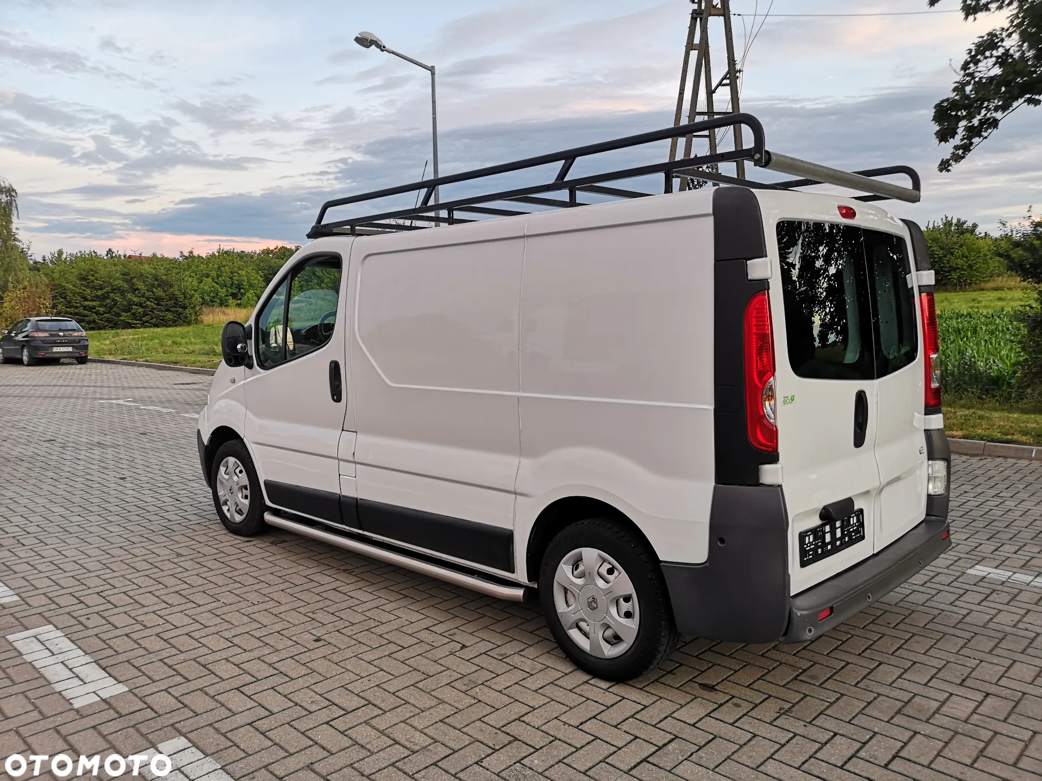 Renault TRAFIC - 23