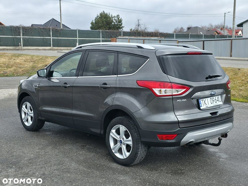 Ford Kuga - 4