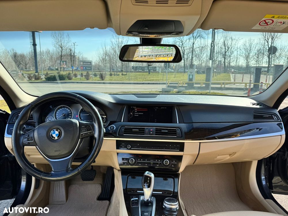 BMW Seria 5 520d Aut. - 26