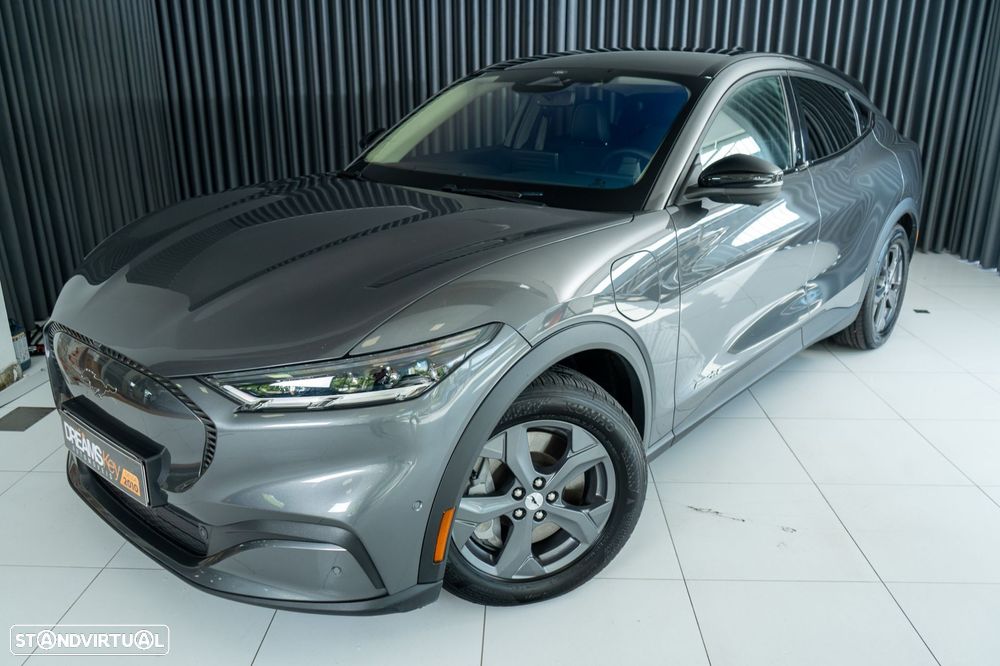 Ford Mustang Mach-E Standard - 23