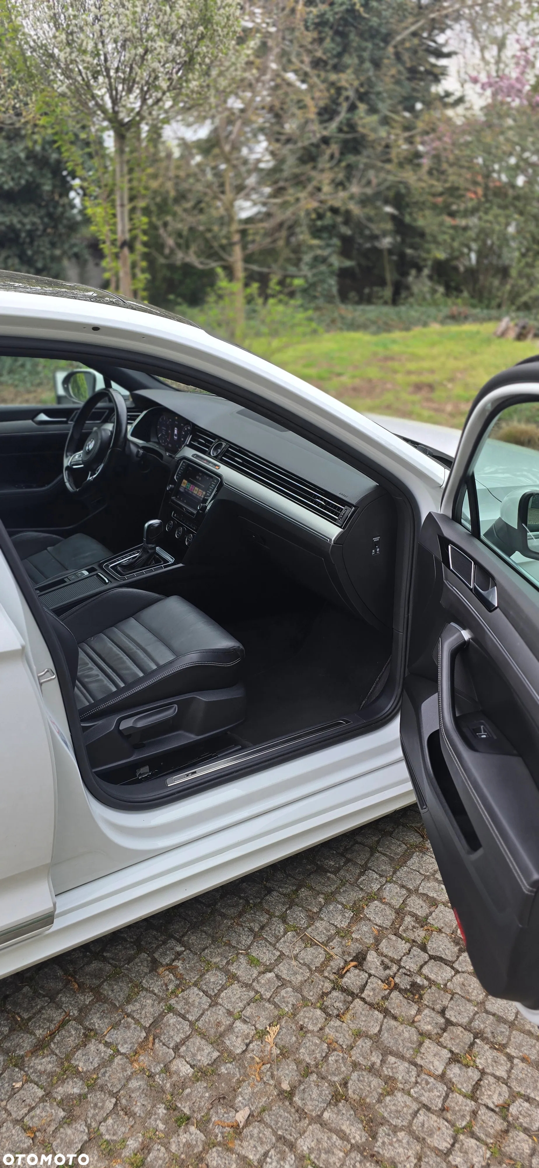 Volkswagen Passat - 5