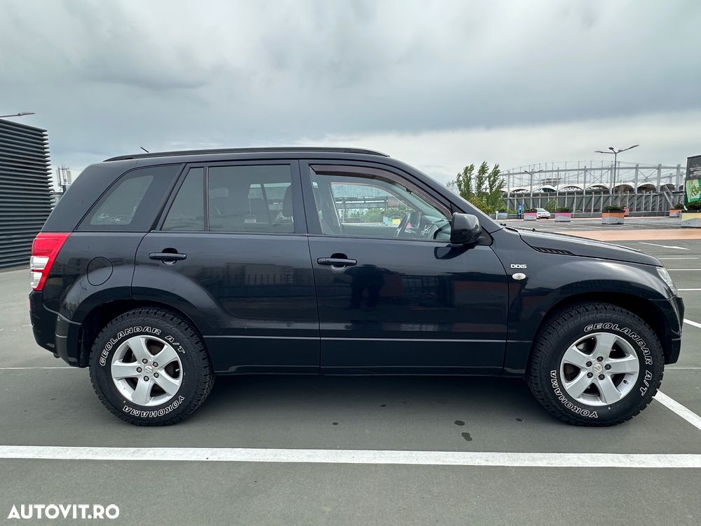 Suzuki Grand Vitara 1.9 DDiS Comfort + DPF - 3