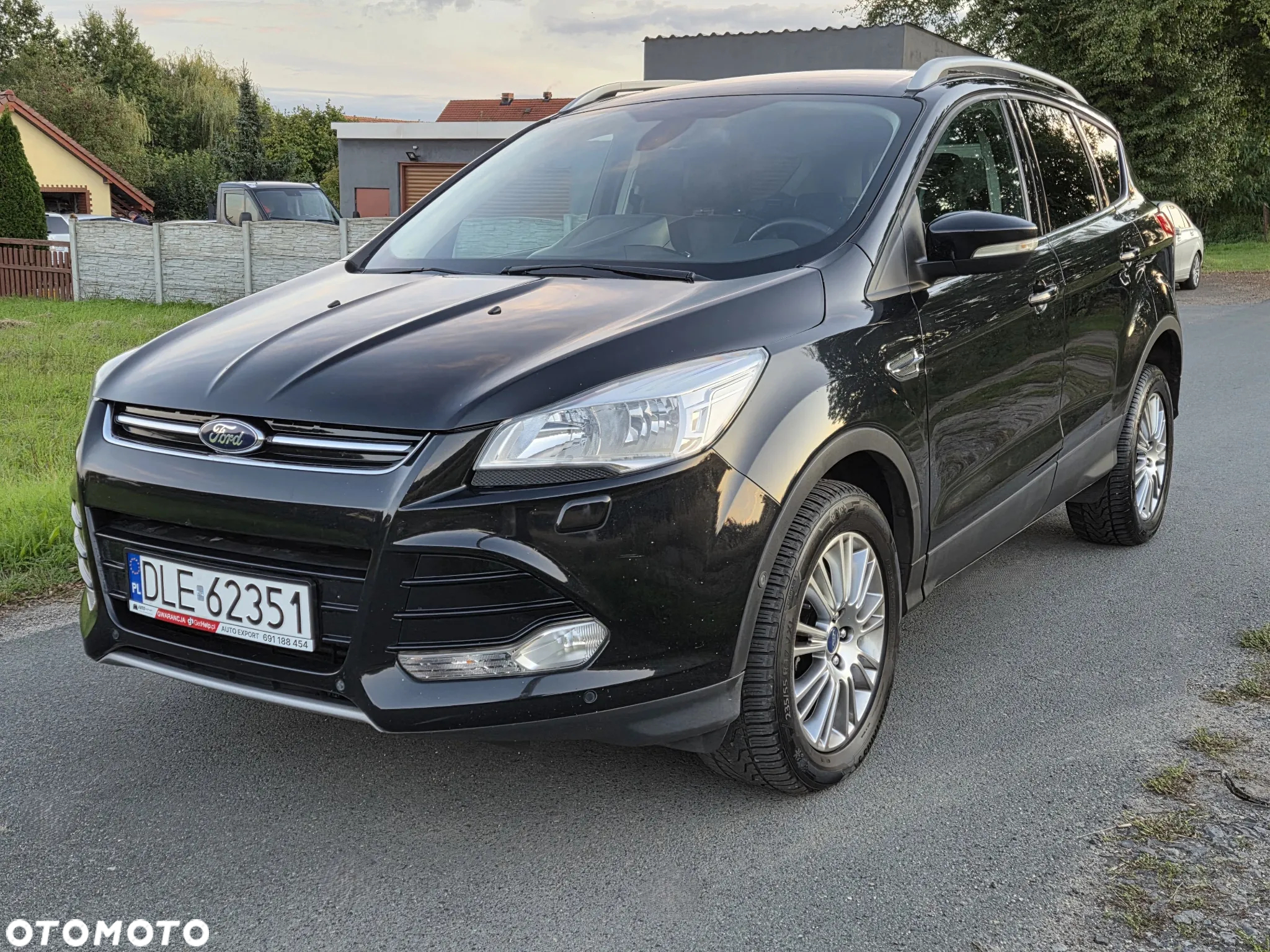 Ford Kuga 2.0 TDCi 2x4 Titanium - 2