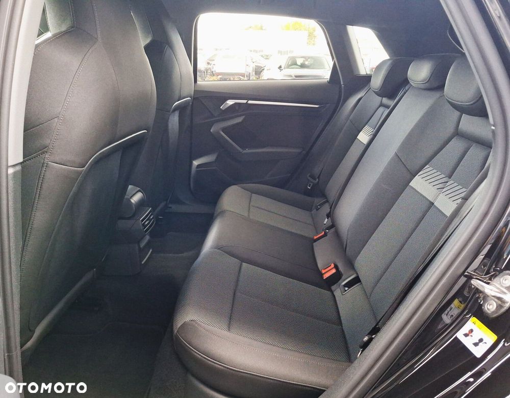 Audi A3 Sportback 35 TFSI mHEV S tronic - 19