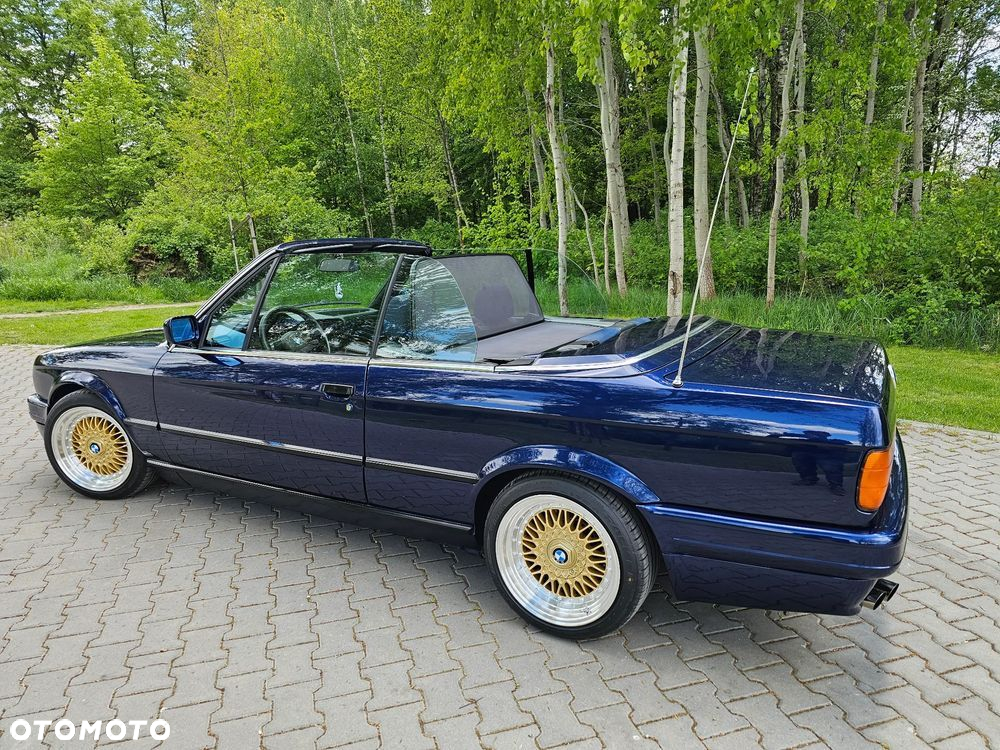 BMW Seria 3 320i - 11