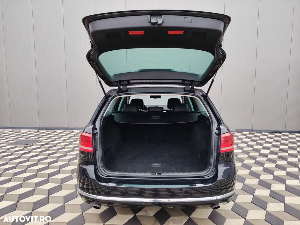 Volkswagen Passat - 14