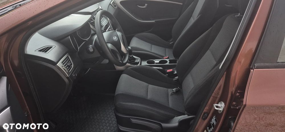 Hyundai i30 1.4 Comfort - 8