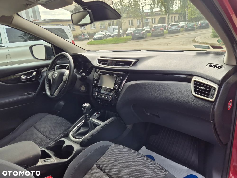 Nissan Qashqai 1.5 dCi N-Connecta EU6 - 12