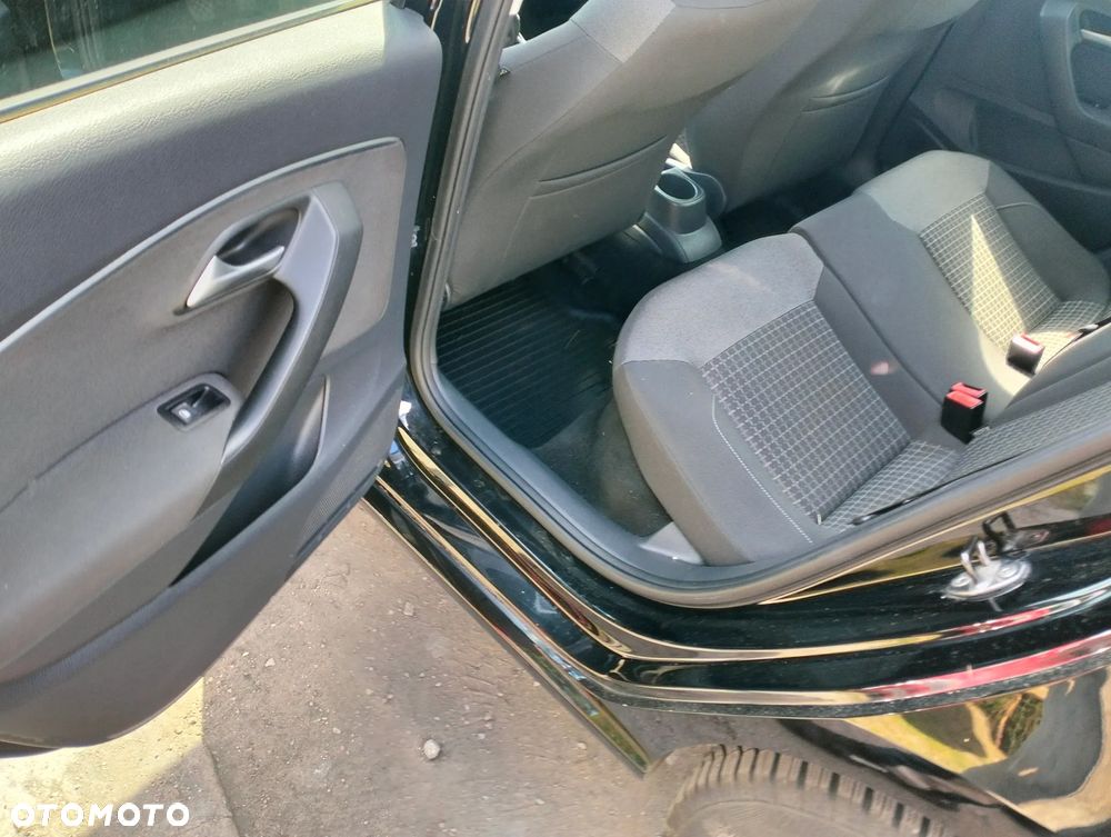 Volkswagen Polo 1.2 TSI Style - 26