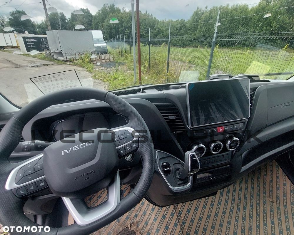Iveco Daily 70C21HA8/P Plandeka z Windą - 24