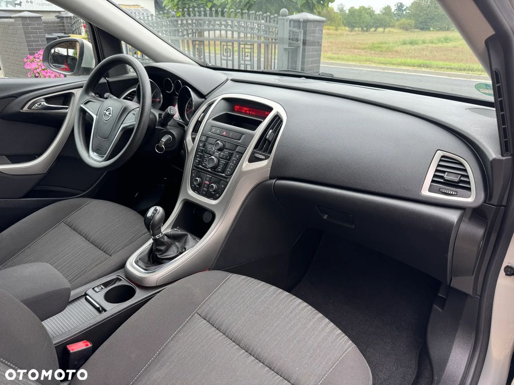 Opel Astra 1.4 Turbo - 17