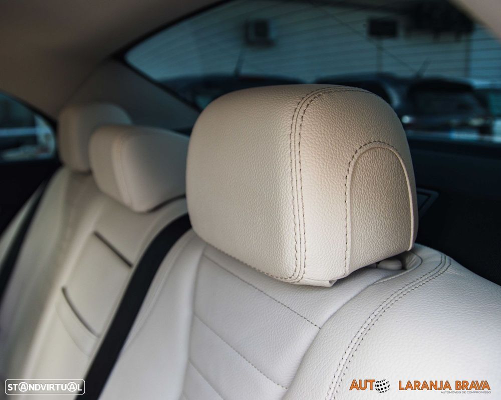 Mercedes-Benz E 220 d 9G-TRONIC Sportstyle Edition - 42