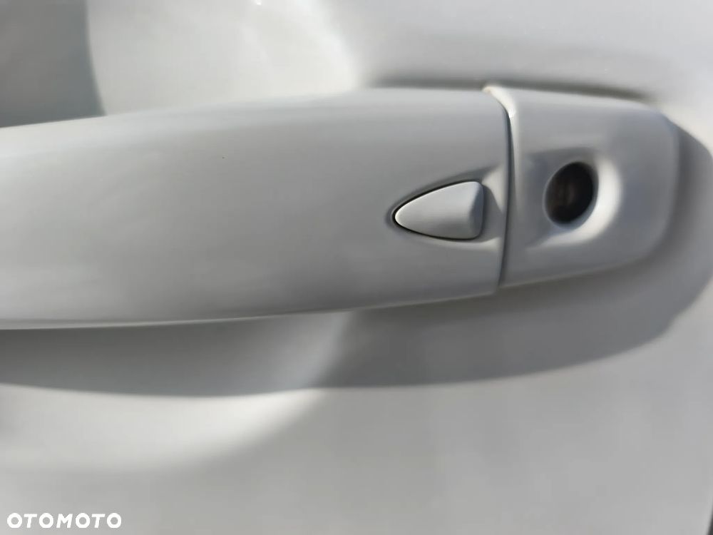 Nissan Qashqai 1.2 DIG-T 360 - 12