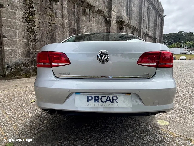 VW Passat 1.6 TDI BlueMotion - 5