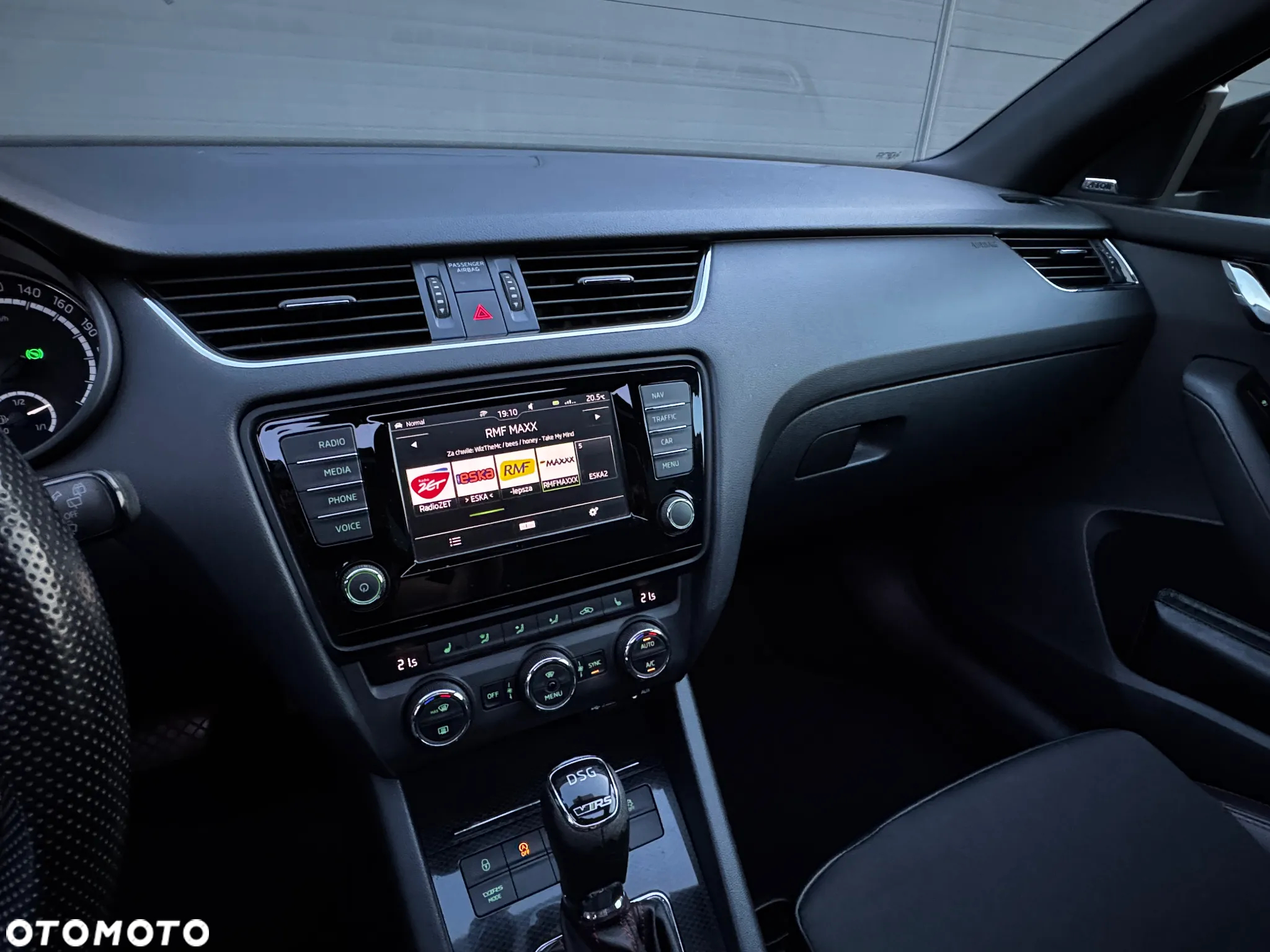 Skoda Octavia 2.0 TDI RS DSG - 24