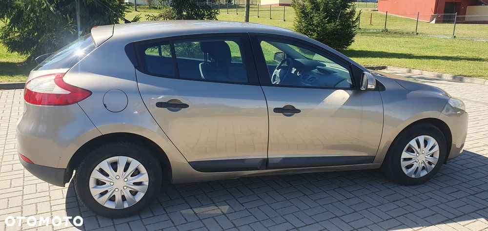 Renault Megane 1.5 dCi Authentique - 7