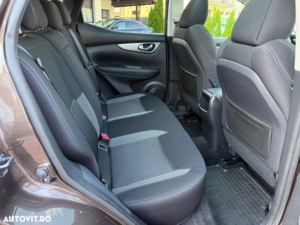 Nissan Qashqai 1.3 DIG-T DCT N-CONNECTA - 21